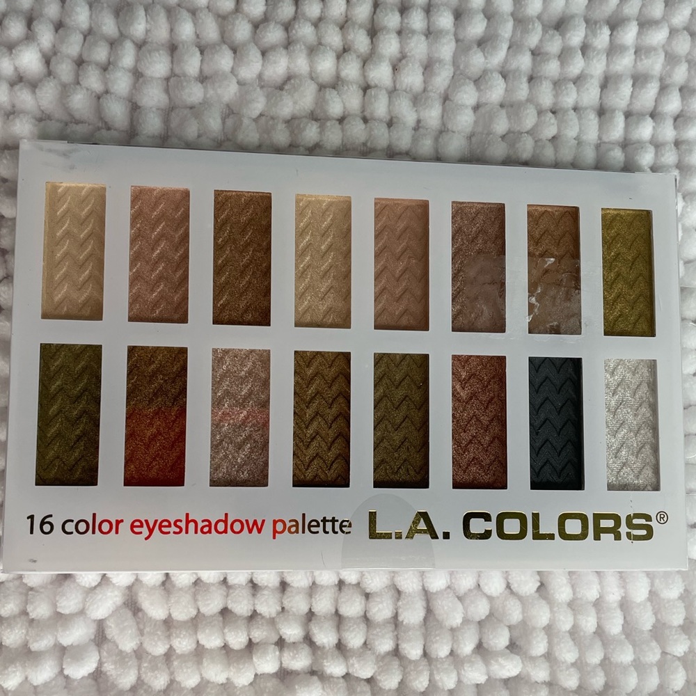 L.A. Colors 16 Eyeshadow Palette